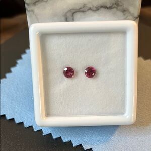 2pc Orissa Rose Garnet Round Loose Gemstones 0.81cts